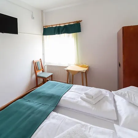 فندق مبيت وإفطار Lotus 3*