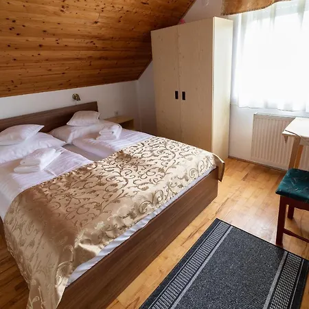 Lotus فندق مبيت وإفطار