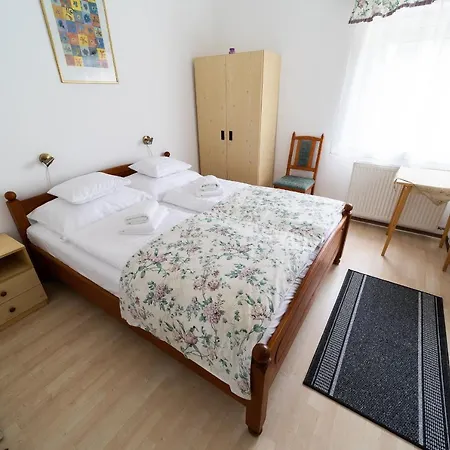 Lotus زلاكاروس