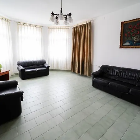 Lotus زلاكاروس