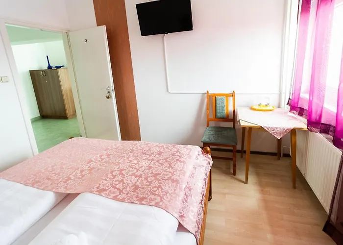 ベッド・アンド・ブレックファスト Lotus ザラカロシュ