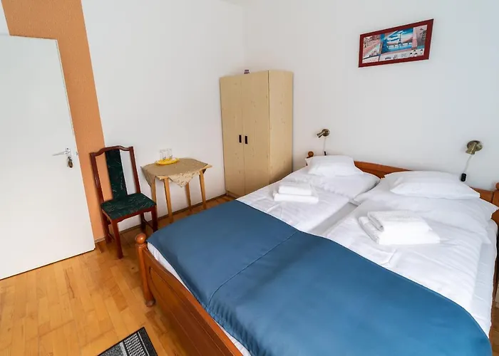 Lotus ベッド・アンド・ブレックファスト ザラカロシュ