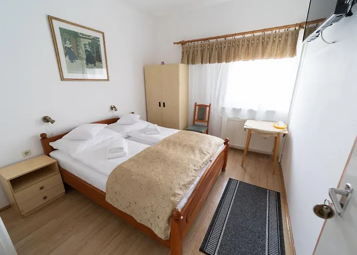 ベッド・アンド・ブレックファスト Lotus ザラカロシュ