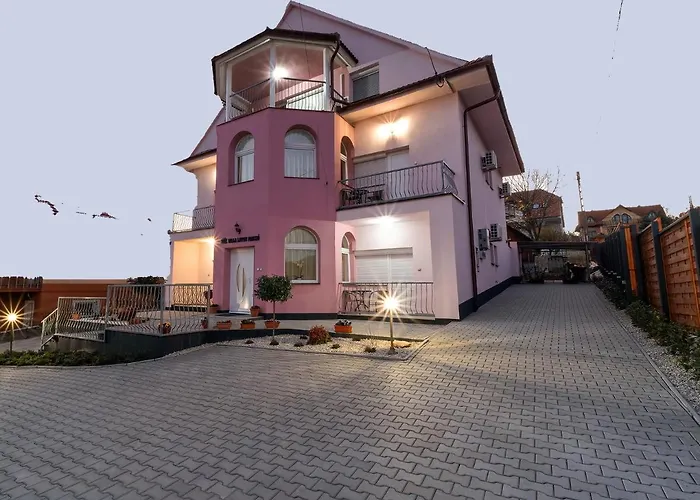 ベッド・アンド・ブレックファスト Lotus